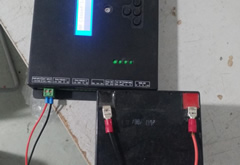 擺翼閘斷電后閘門(mén)能否保持打開(kāi)？