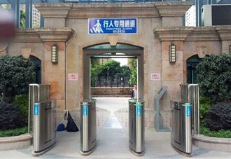 擺閘機工作原理和接線方法？