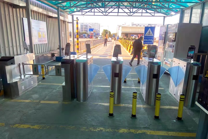 人臉識(shí)別門禁閘機(jī)批發(fā)廠家