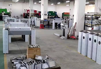 通道閘機廠家的智能擺閘價格多少？