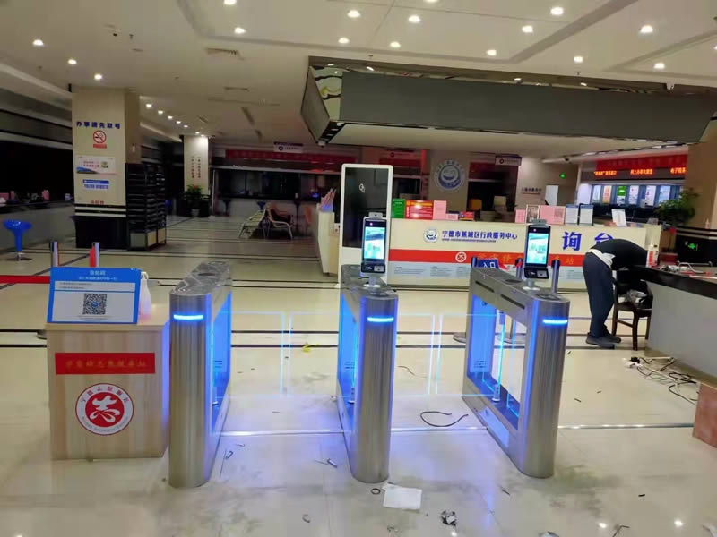 建筑工地實(shí)名制刷卡閘機(jī)的作用