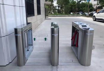 翼閘和擺閘的區(qū)別有哪些？